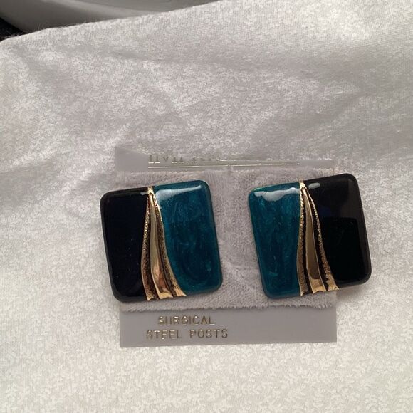 Turquoise, Black and Goldtone Square Earrings Post Back - Picture 4 of 5